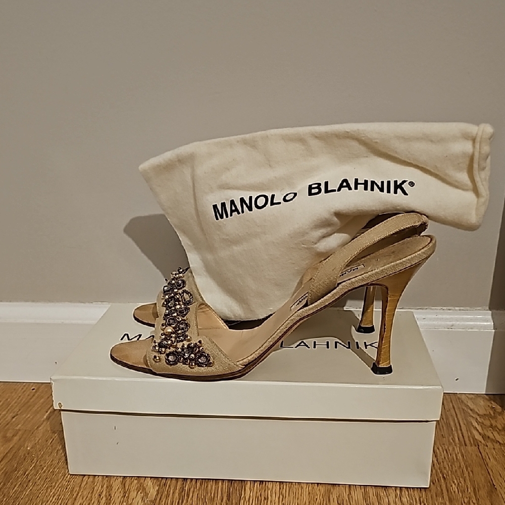 Manolo Blahnik Beige Embellished Women's Heels